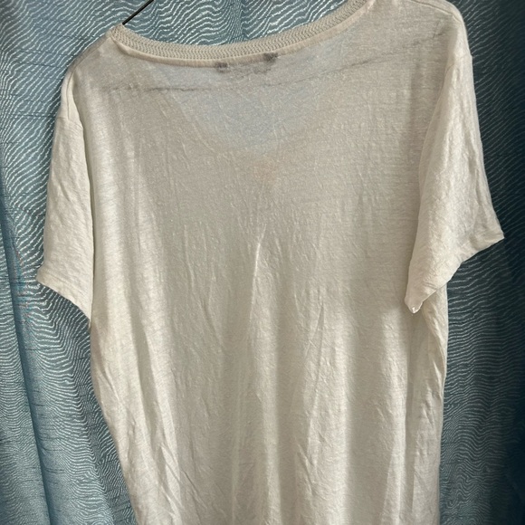 Classic White tee shirt by Charlie B -size XL- VNeck- short sleeve new/ like ne - Picture 7 of 7